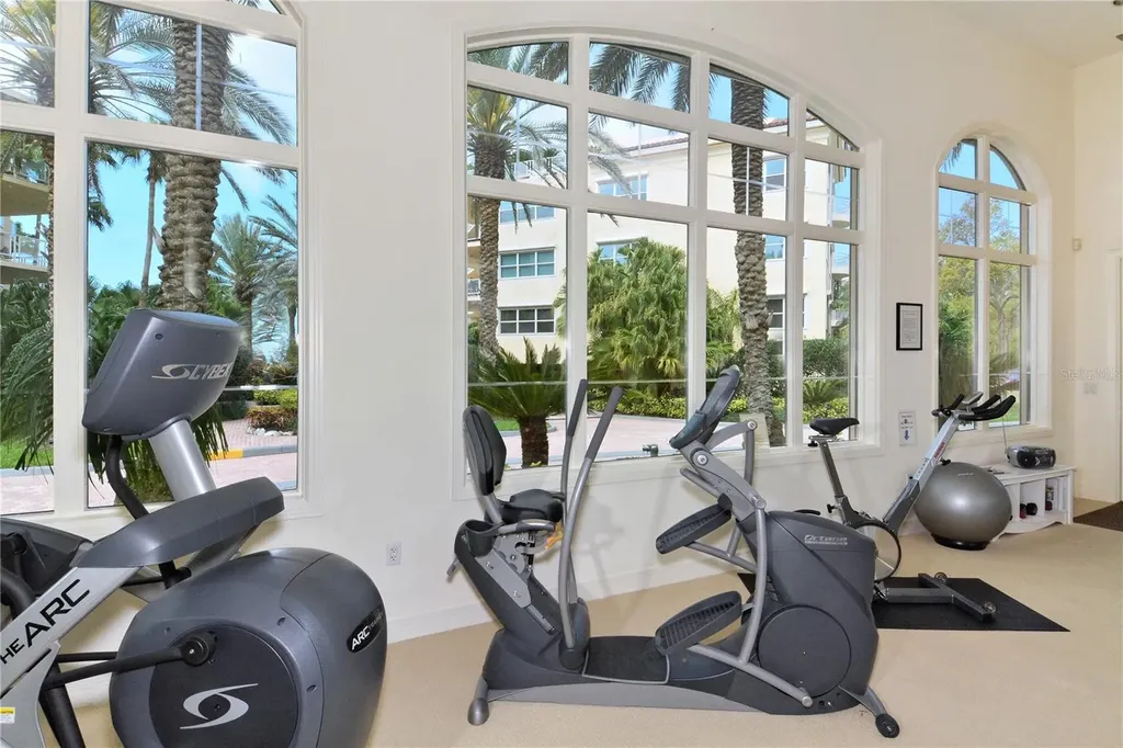 2185 Gulf Of Mexico Drive Longboat Key FL 34228