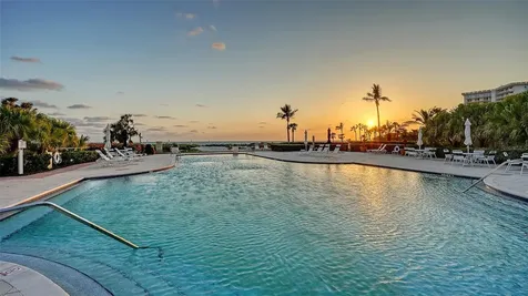 2185 Gulf Of Mexico Drive Longboat Key FL 34228