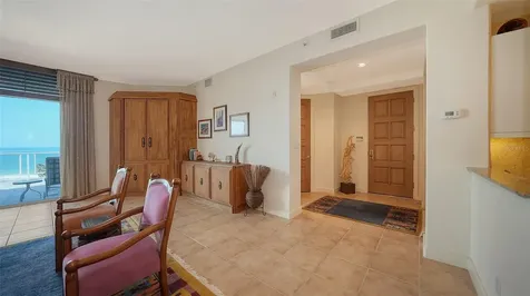 2185 Gulf Of Mexico Drive Longboat Key FL 34228