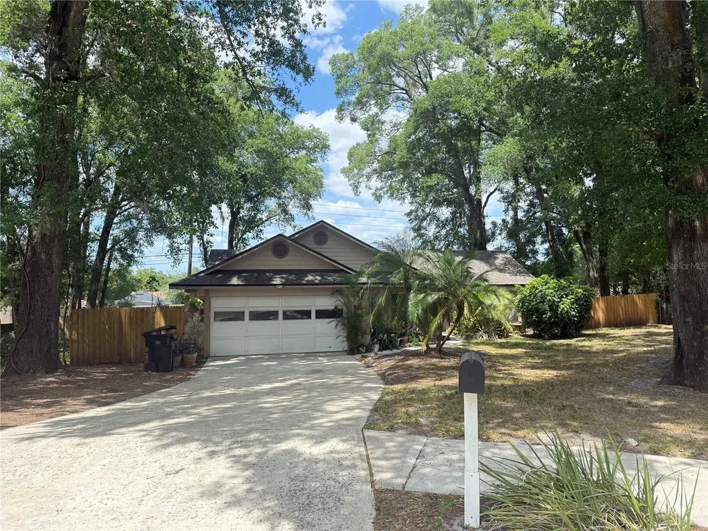 5555 Caurus Court Orlando FL 32808
