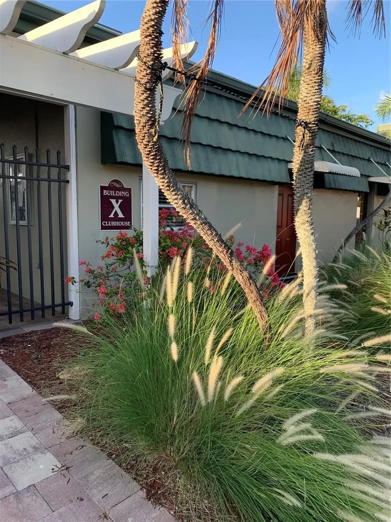 1799 N Highland Avenue Clearwater FL 33755