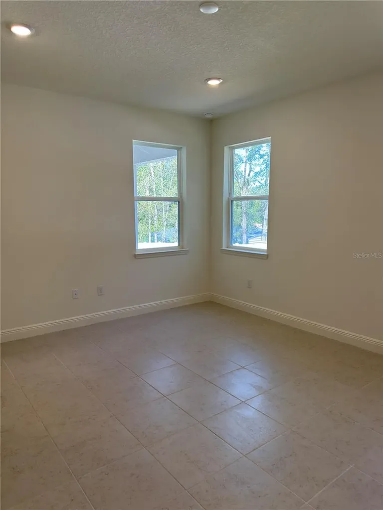 8925 N Golfview Drive Citrus Springs FL 34434