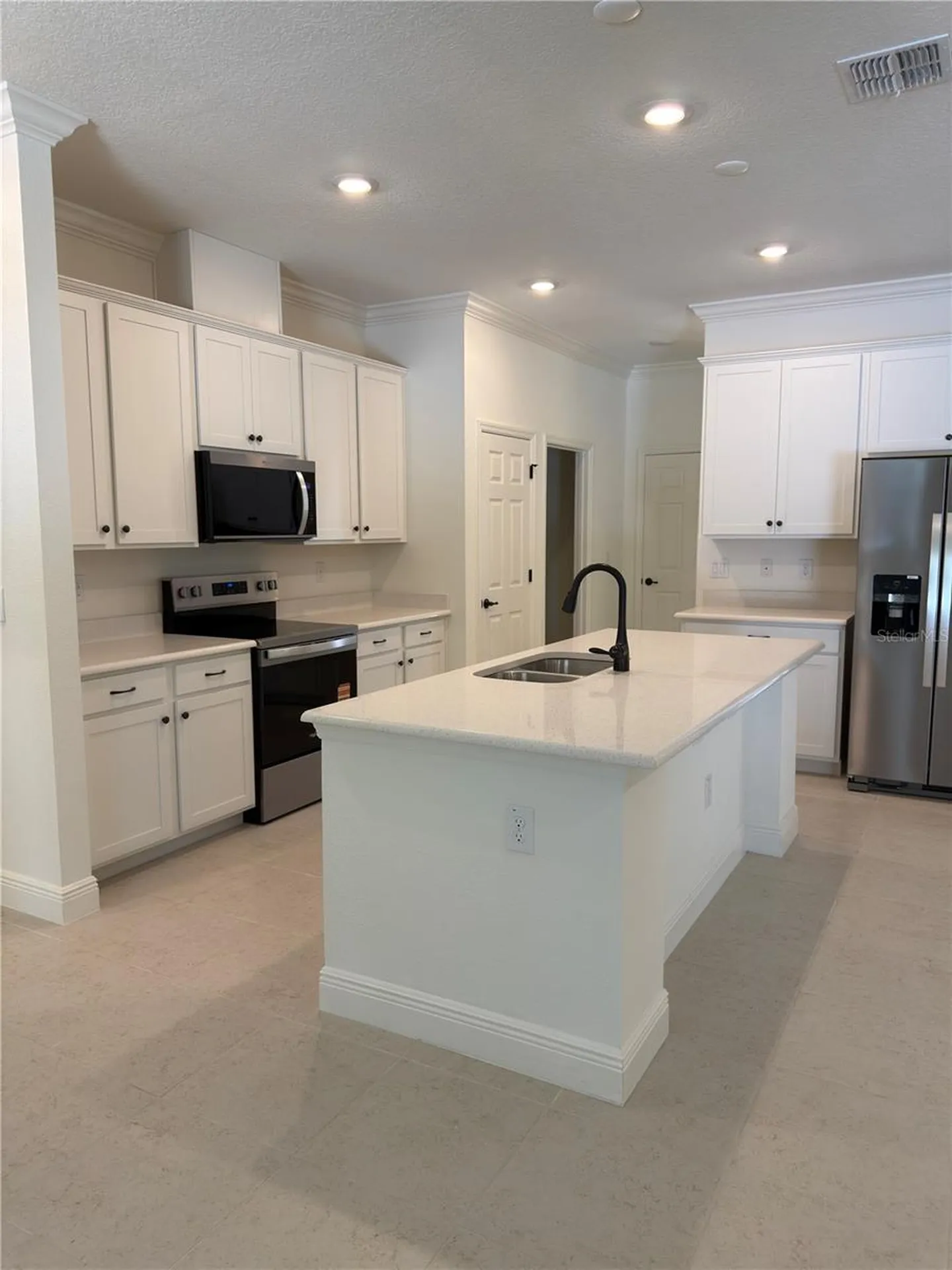 8925 N Golfview Drive Citrus Springs FL 34434