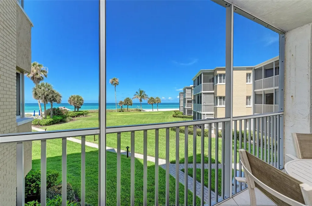4825 Gulf Of Mexico Drive Longboat Key FL 34228