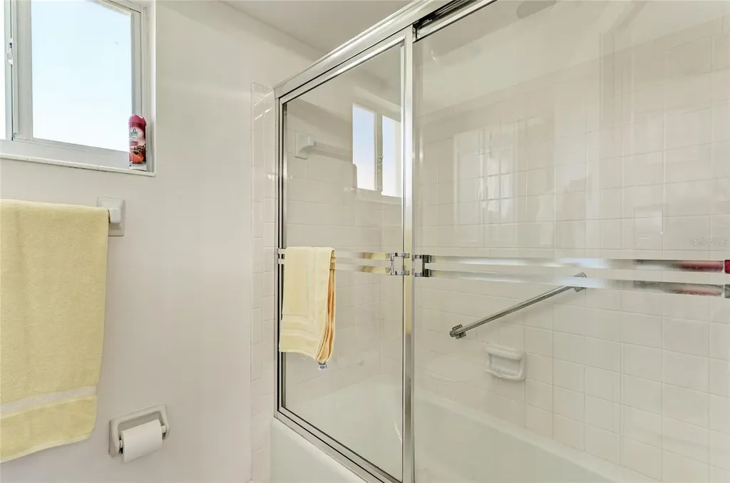 4825 Gulf Of Mexico Drive Longboat Key FL 34228