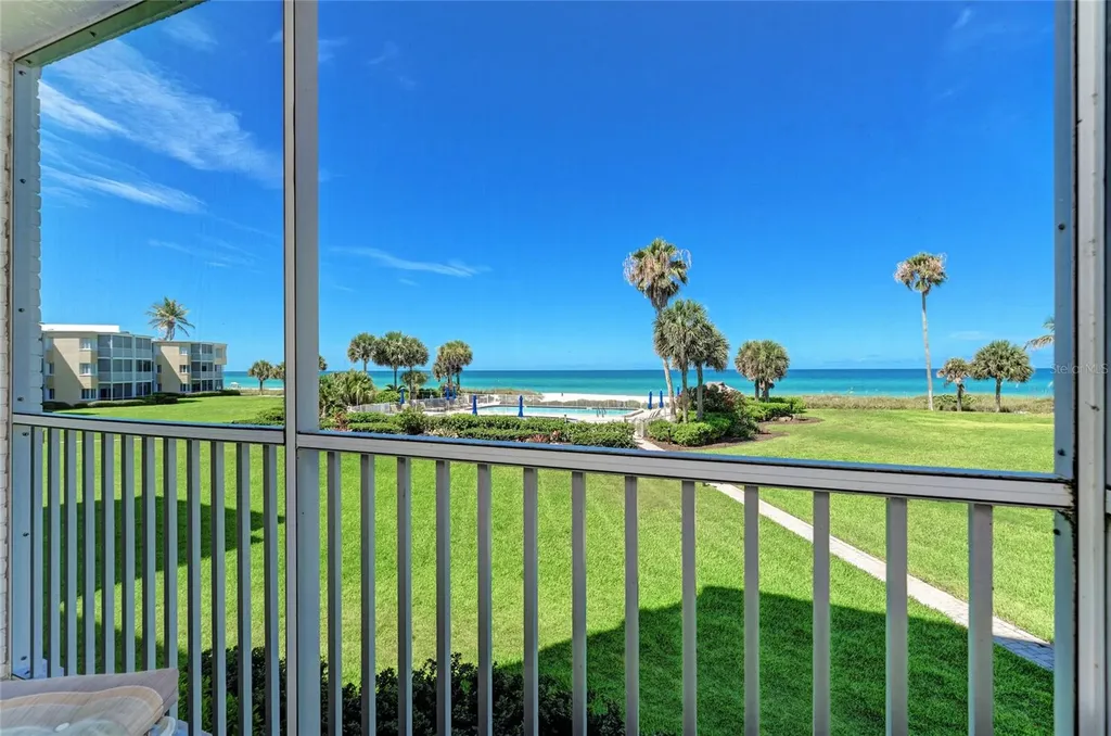 4825 Gulf Of Mexico Drive Longboat Key FL 34228