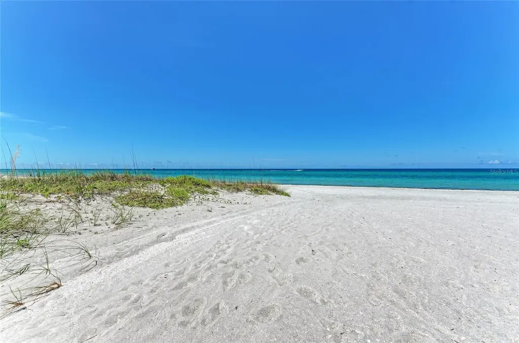 4825 Gulf Of Mexico Drive Longboat Key FL 34228