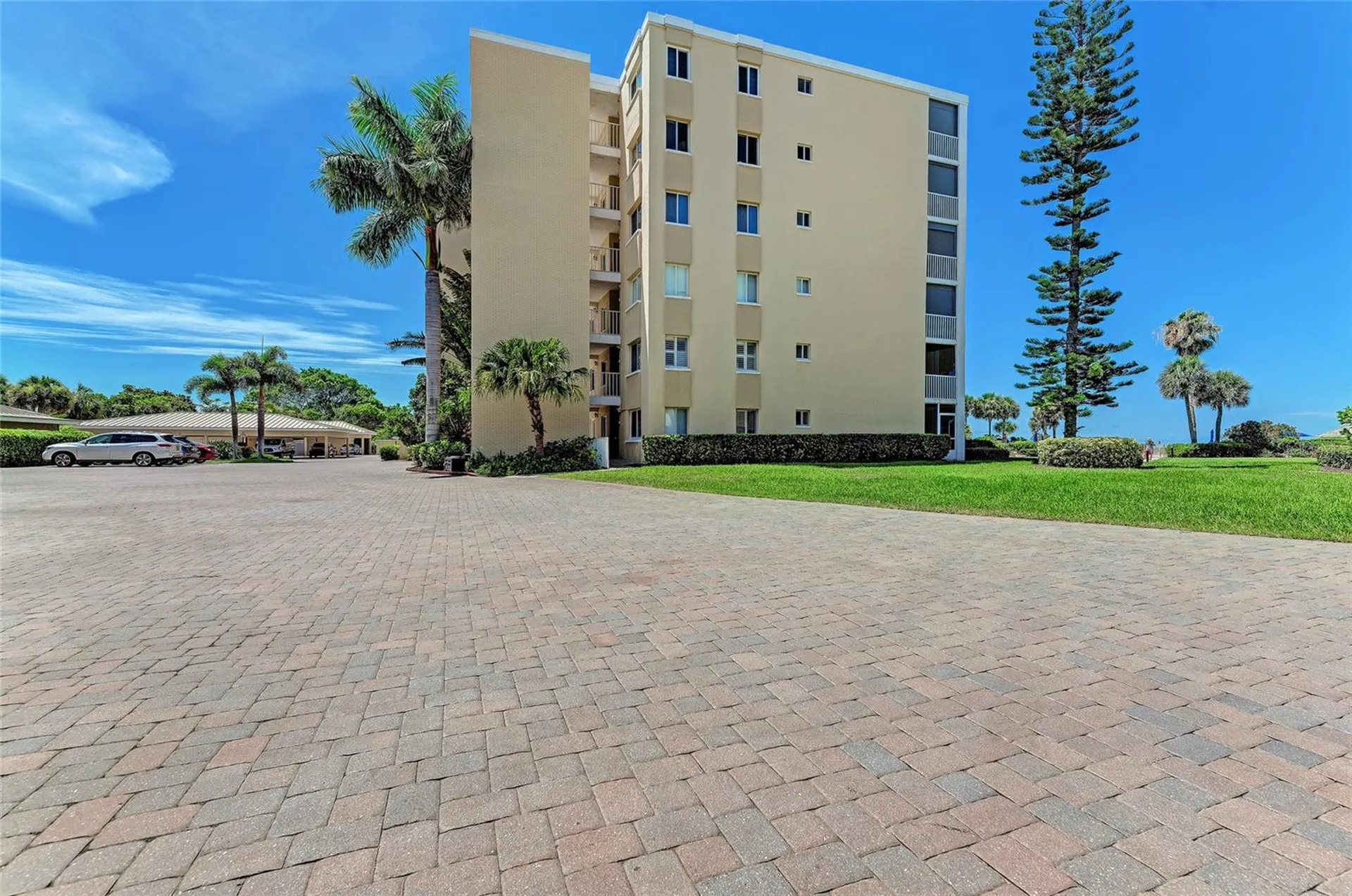 4825 Gulf Of Mexico Drive Longboat Key FL 34228