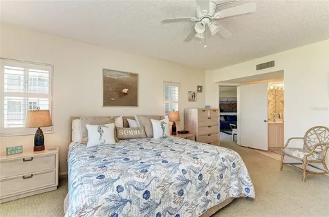 4825 Gulf Of Mexico Drive Longboat Key FL 34228