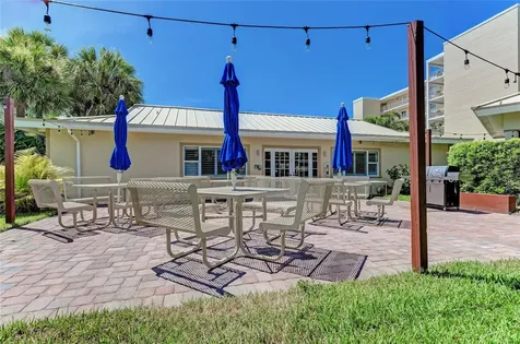 4825 Gulf Of Mexico Drive Longboat Key FL 34228