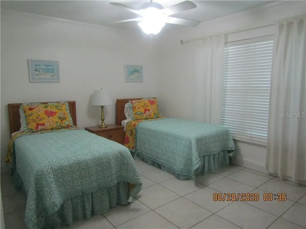 3663 Longmeadow Sarasota FL 34235