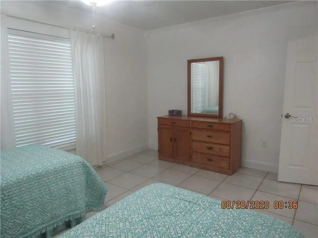 3663 Longmeadow Sarasota FL 34235