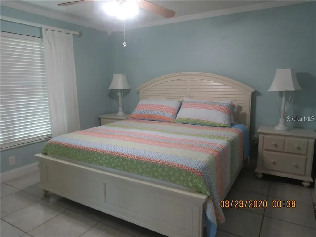 3663 Longmeadow Sarasota FL 34235
