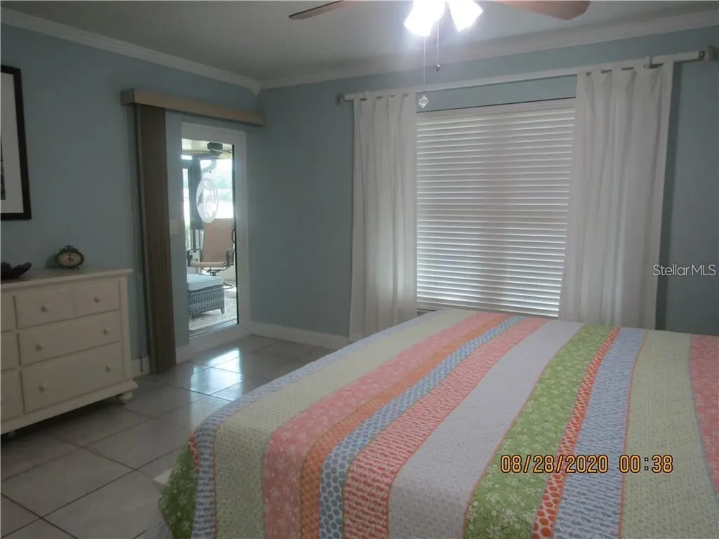 3663 Longmeadow Sarasota FL 34235