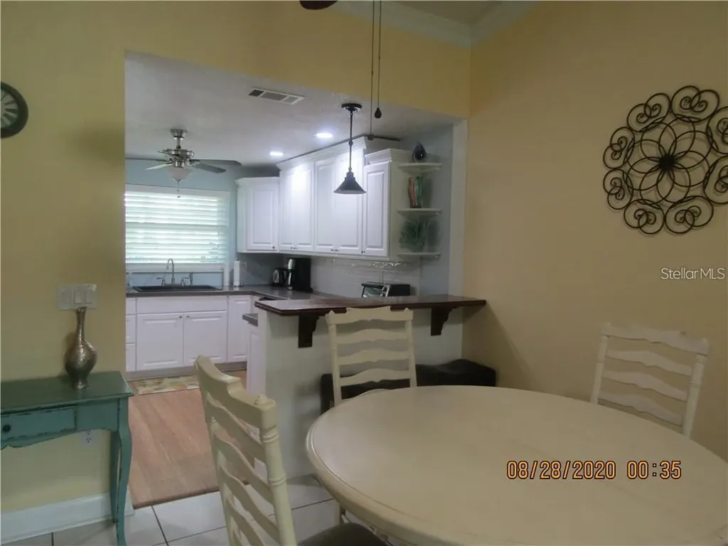 3663 Longmeadow Sarasota FL 34235