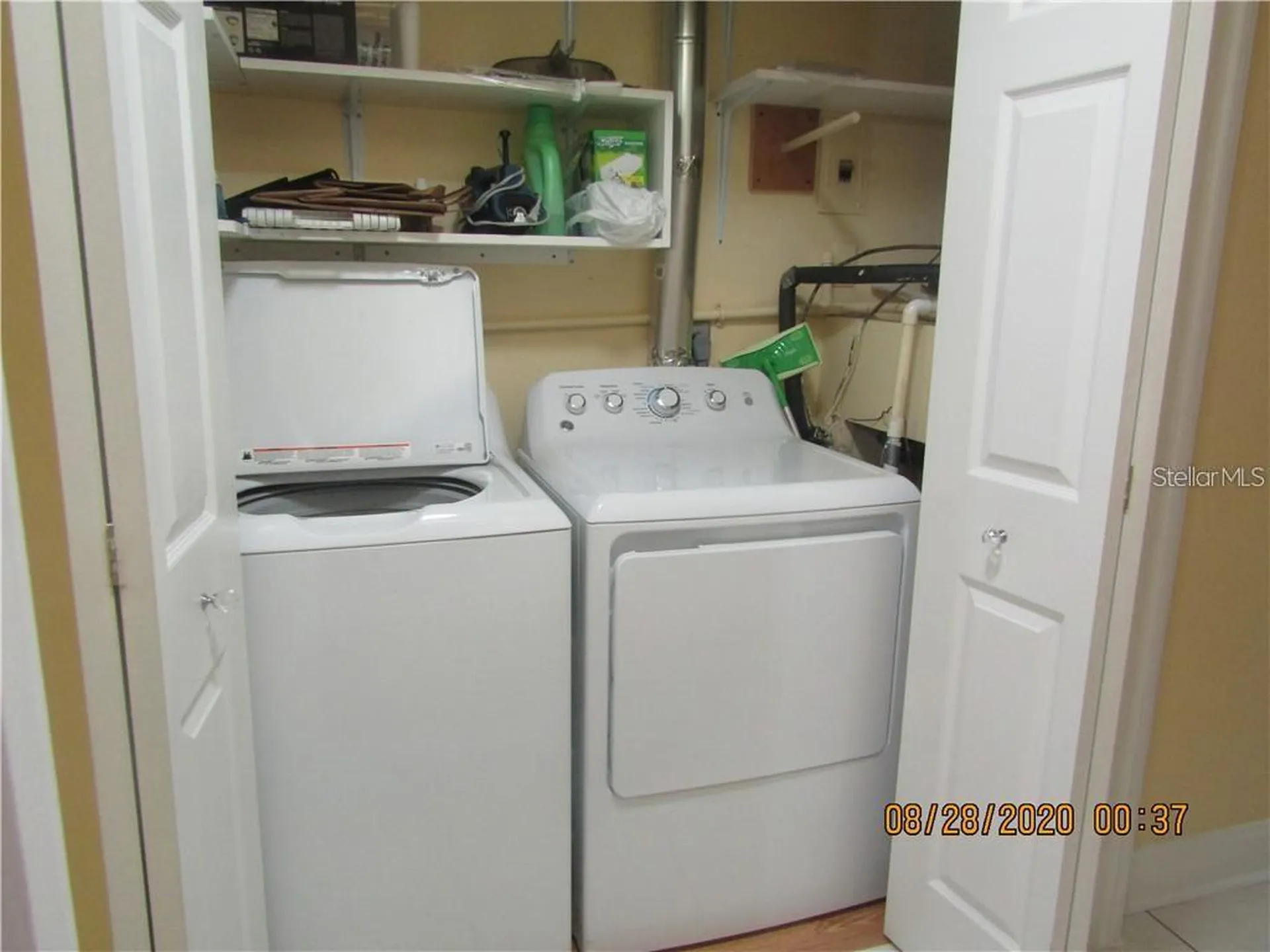 3663 Longmeadow Sarasota FL 34235
