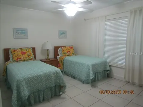 3663 Longmeadow Sarasota FL 34235