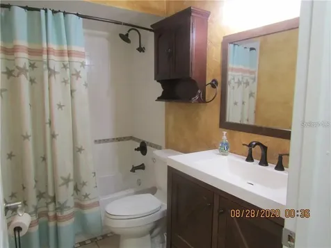 3663 Longmeadow Sarasota FL 34235