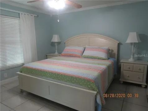 3663 Longmeadow Sarasota FL 34235