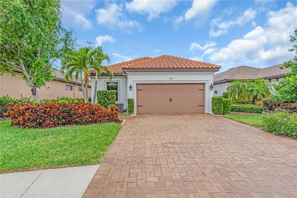 4610 Alexandria Court Palmetto FL 34221