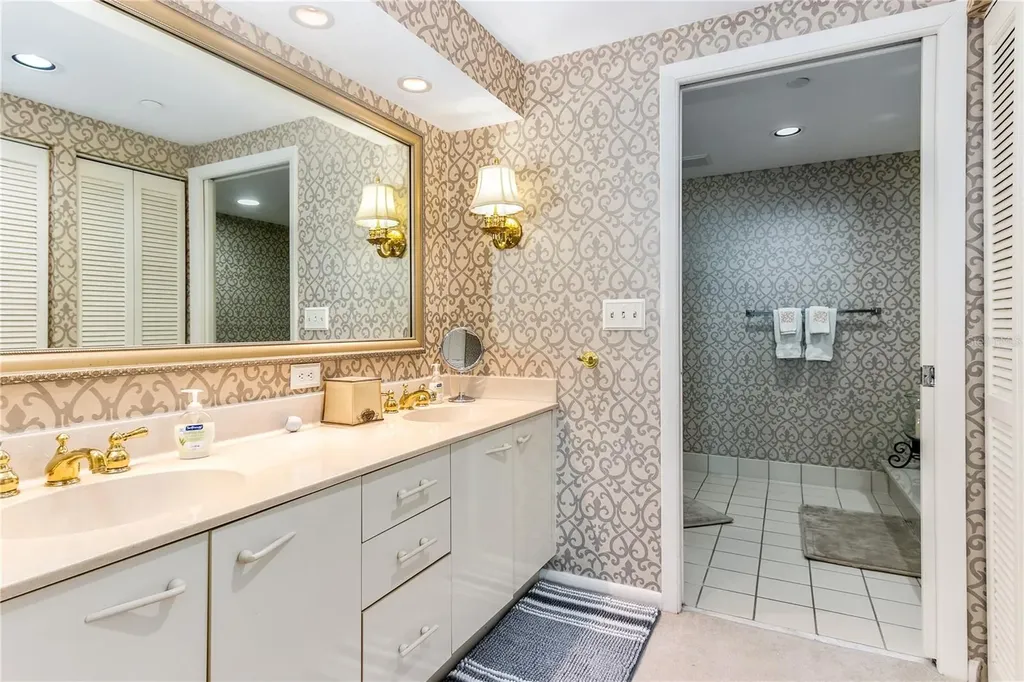 1540 Gulf Boulevard Ph 3 Clearwater FL 33767