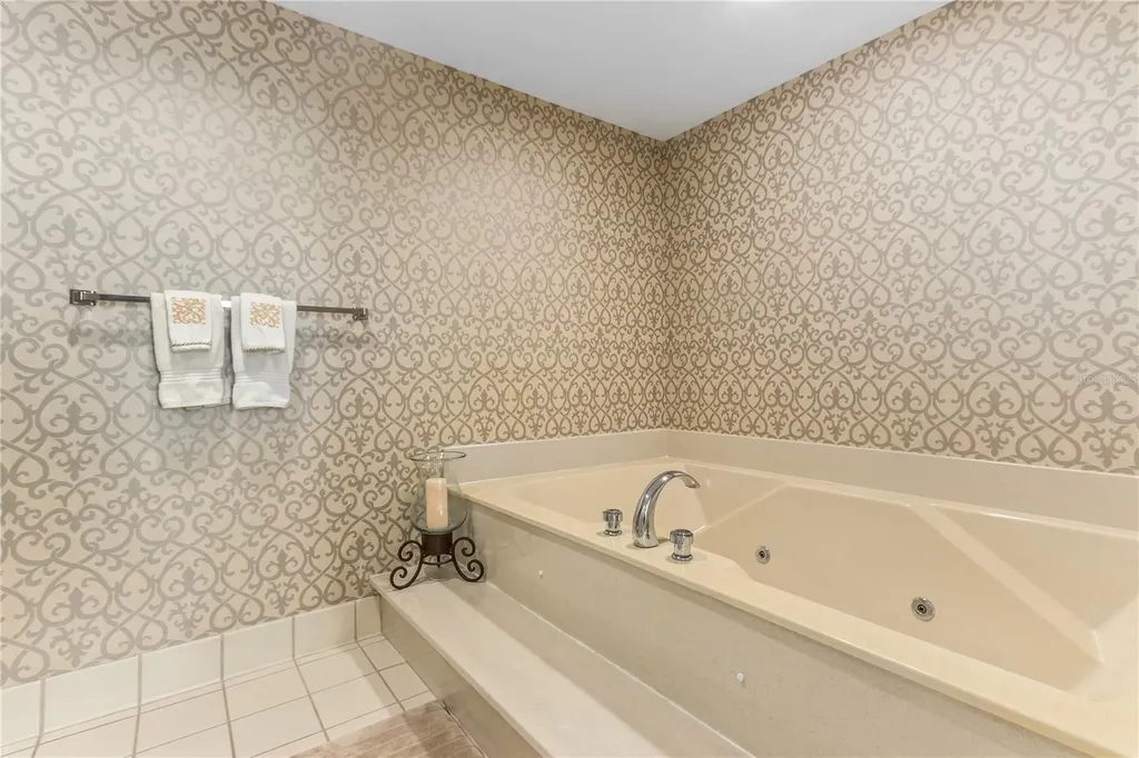 1540 Gulf Boulevard Ph 3 Clearwater FL 33767