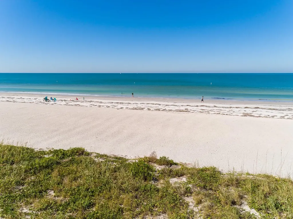 1540 Gulf Boulevard Ph 3 Clearwater FL 33767