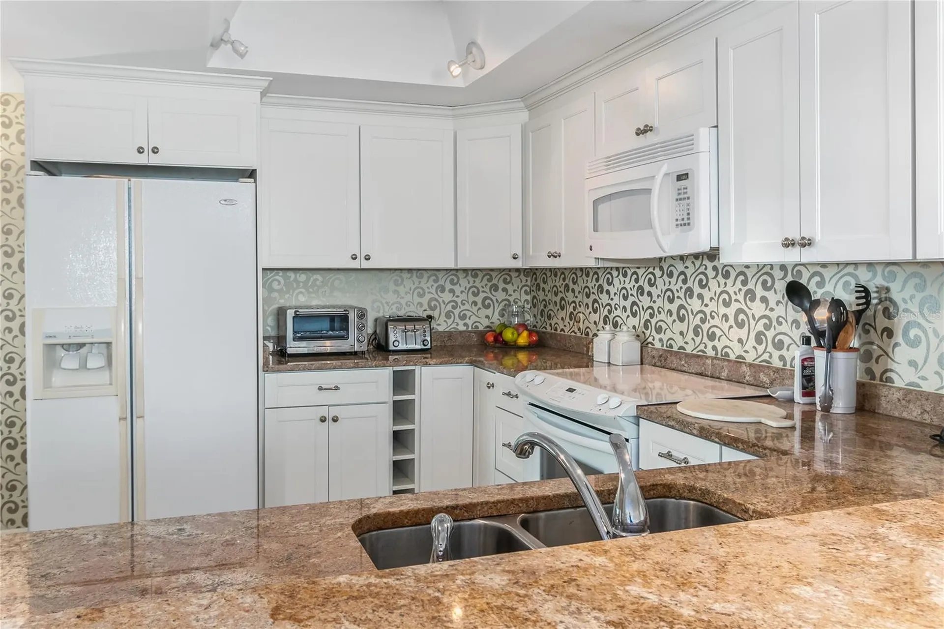 1540 Gulf Boulevard Ph 3 Clearwater FL 33767