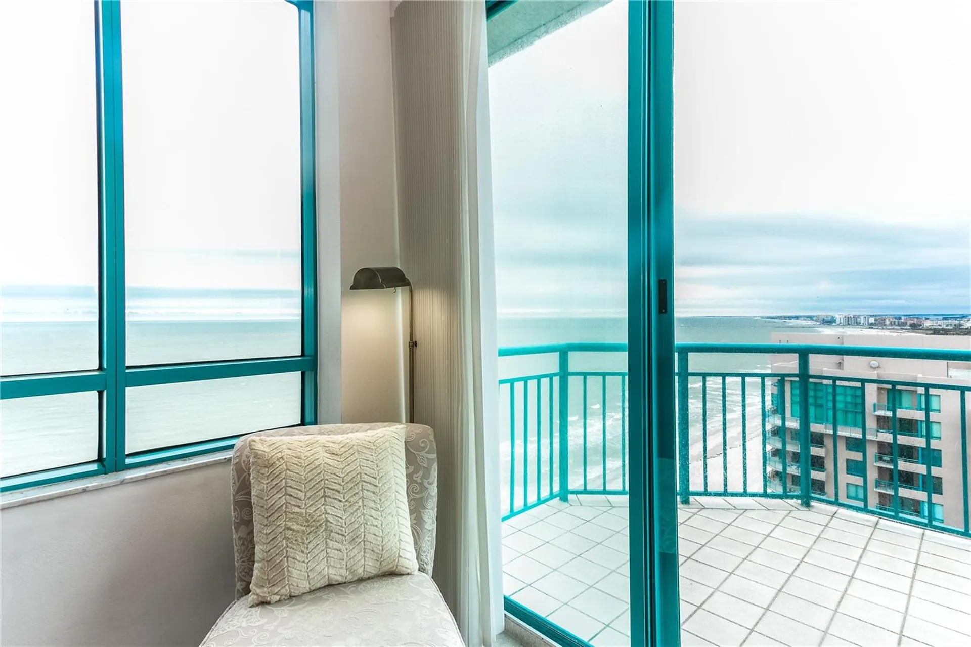 1540 Gulf Boulevard Ph 3 Clearwater FL 33767