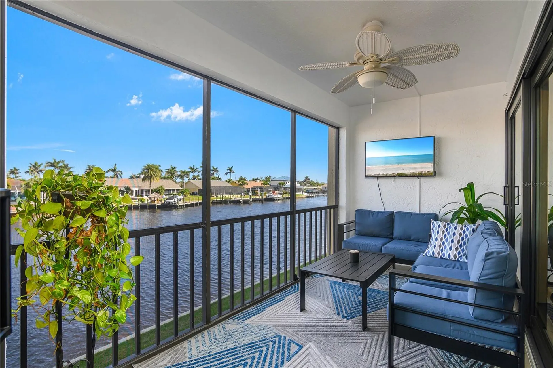 1903 SE 40th Terrace Cape Coral FL 33904