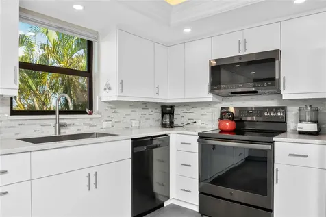 1903 SE 40th Terrace Cape Coral FL 33904