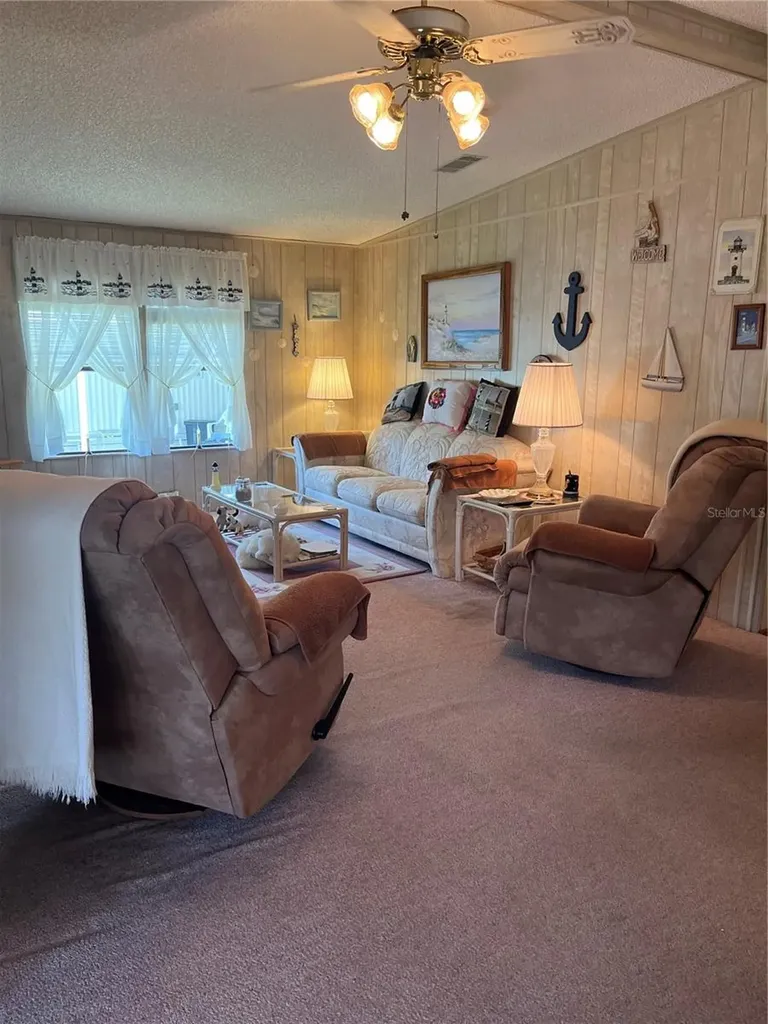 148 Sweet Circle Winter Haven FL 33884