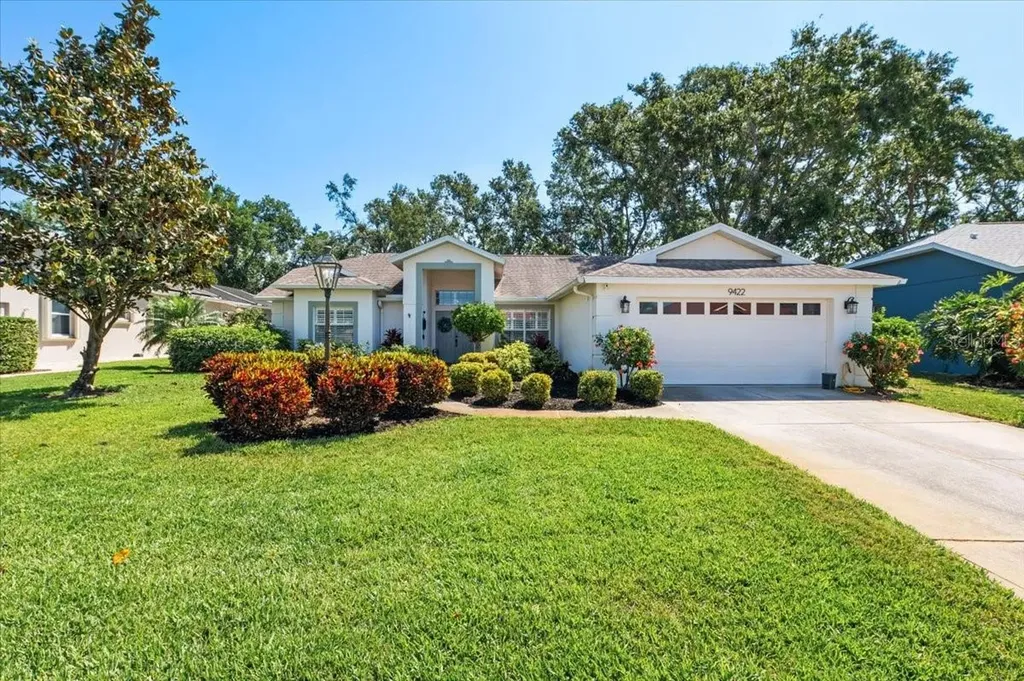 9422 Hawksmoor Lane Sarasota FL 34238