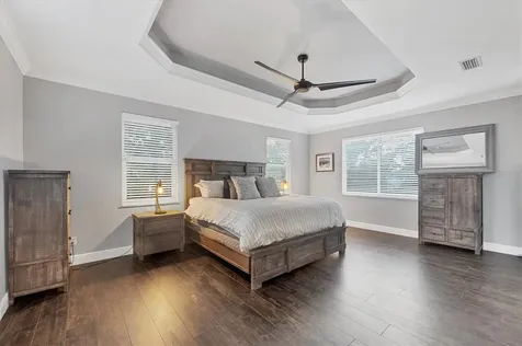 3905 Trentwood Place Sarasota FL 34243