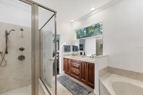 3905 Trentwood Place Sarasota FL 34243