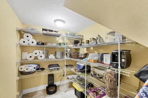 3905 Trentwood Place Sarasota FL 34243