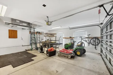 3905 Trentwood Place Sarasota FL 34243