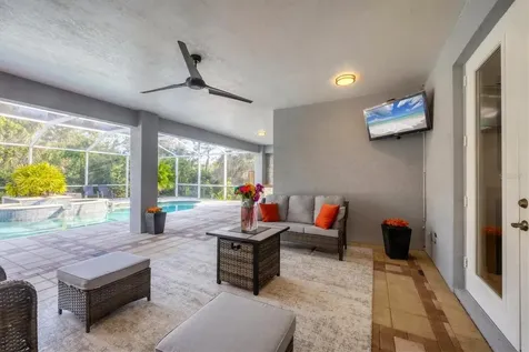 3905 Trentwood Place Sarasota FL 34243