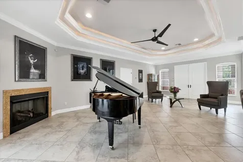 3905 Trentwood Place Sarasota FL 34243