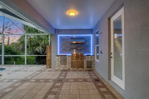 3905 Trentwood Place Sarasota FL 34243