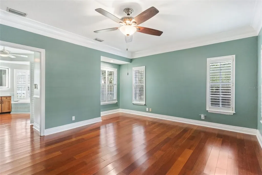 380 Wellington Avenue Oldsmar FL 34677