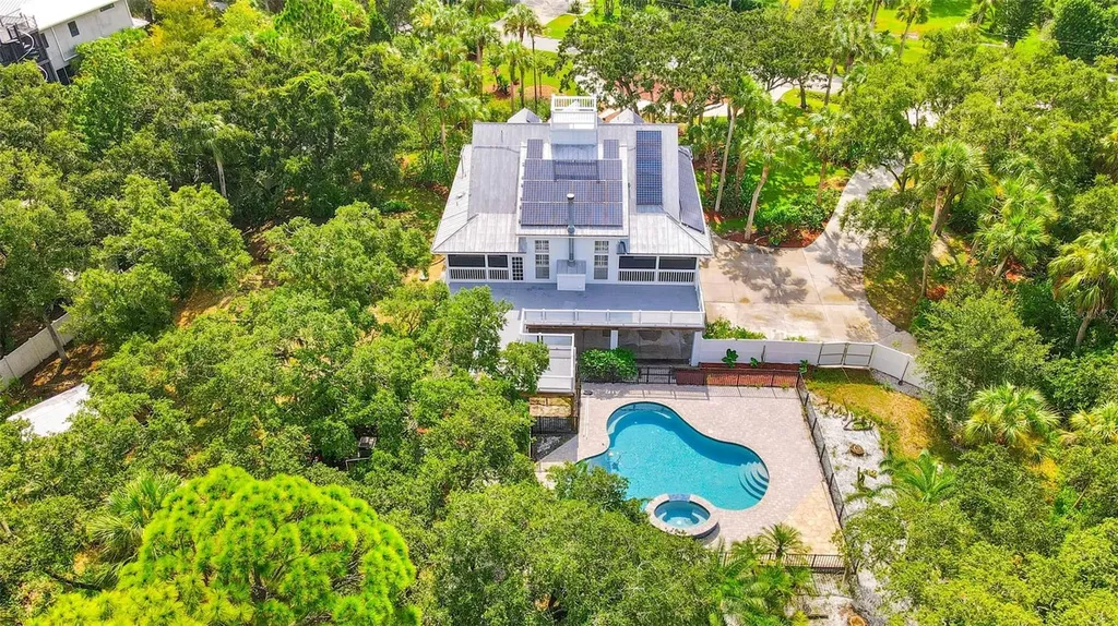 380 Wellington Avenue Oldsmar FL 34677
