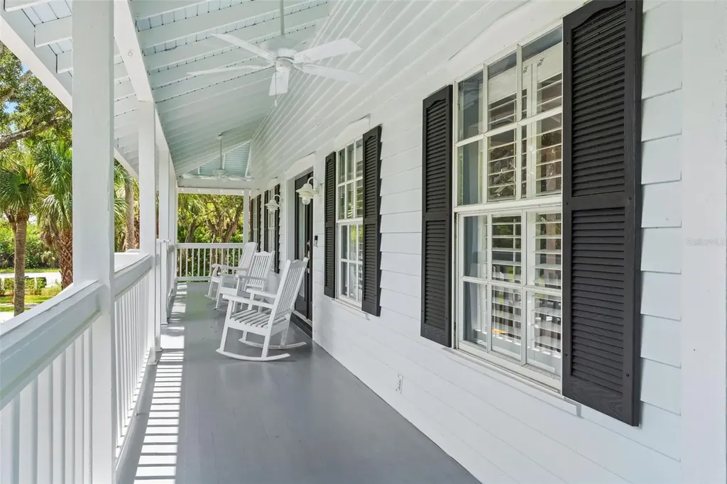 380 Wellington Avenue Oldsmar FL 34677