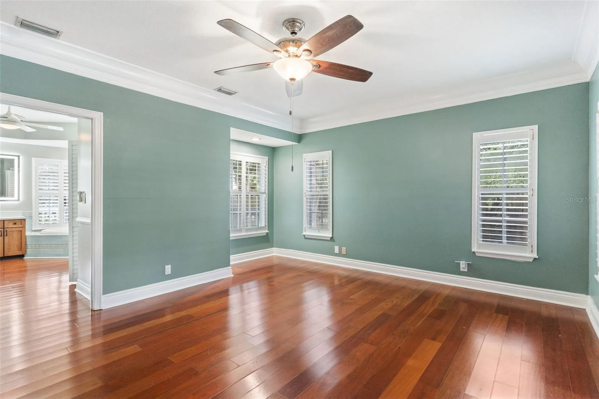 380 Wellington Avenue Oldsmar FL 34677