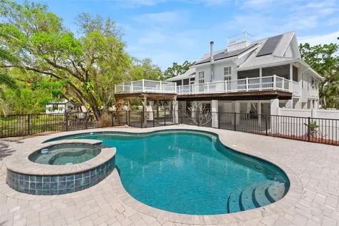 380 Wellington Avenue Oldsmar FL 34677