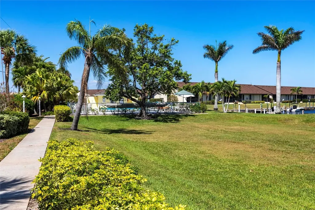 4000 Bal Harbor Boulevard Punta Gorda FL 33950