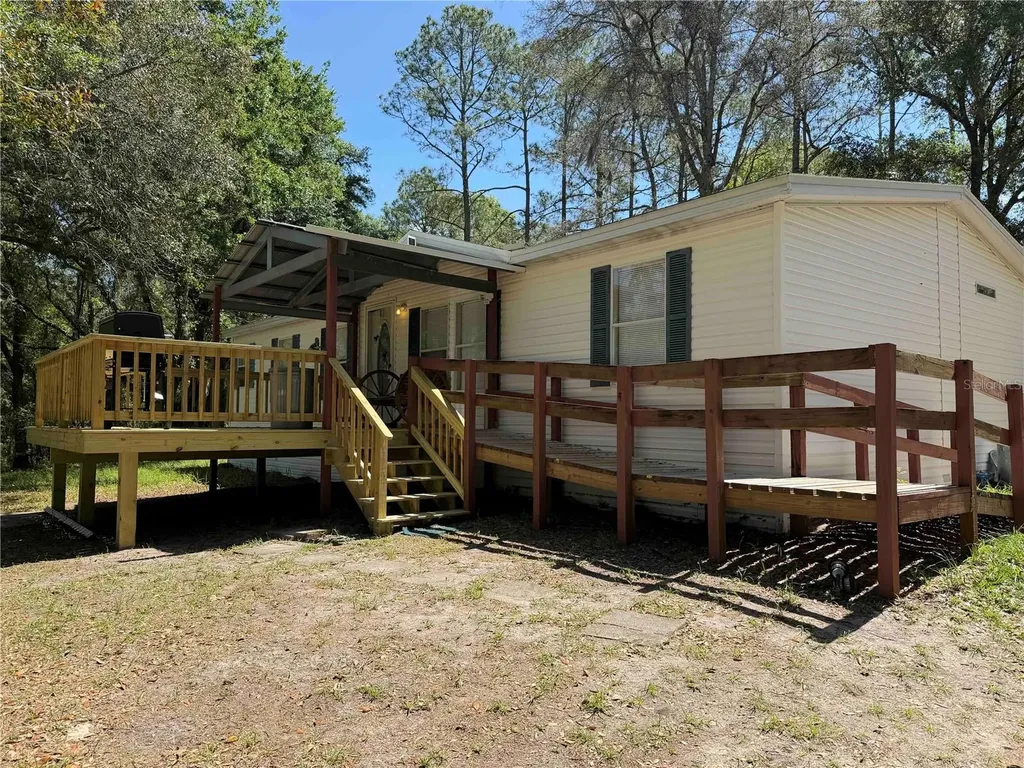 1550 SE 111th Court Morriston FL 32668