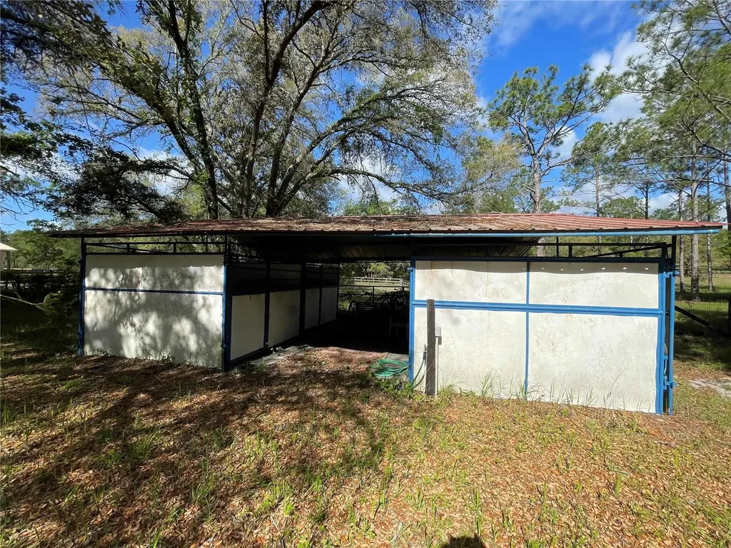 1550 SE 111th Court Morriston FL 32668