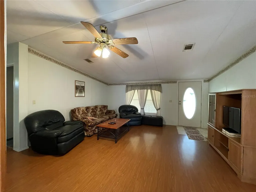 1550 SE 111th Court Morriston FL 32668