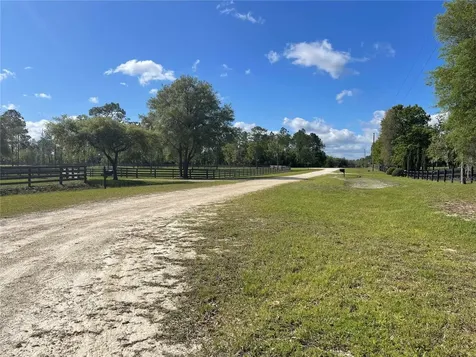 1550 SE 111th Court Morriston FL 32668